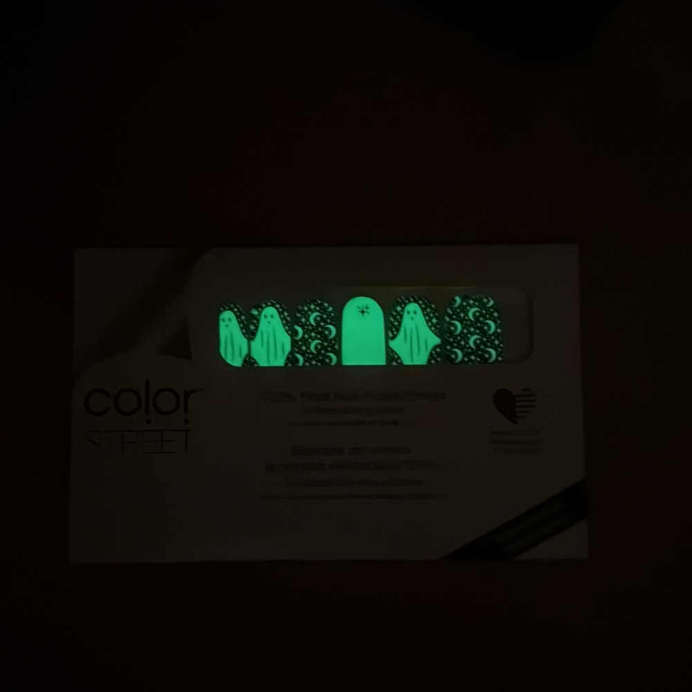 Color Street Glow In The Dark Nail Strips